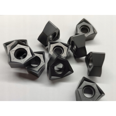 PŁYTKI WĘGLIKOWE WIELOOSTRZOWE WNMU080608 EN - GM BGA10